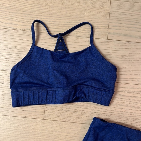 Gorgeous set - Picture 2 of 4